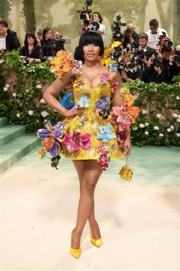 Buy Nicki Chapmans yellow dress May 18th outfit from BBCs Chelsea Flower Show! Tue 19