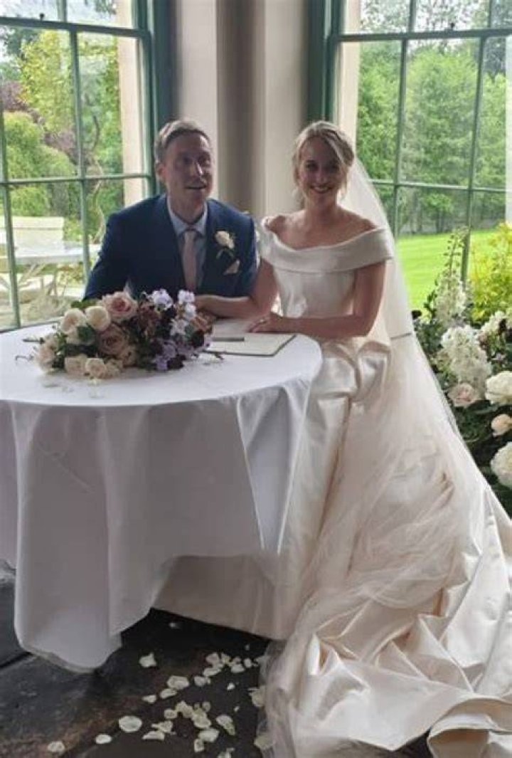 All About Cerys Morgan : Wife Of Russell Howard Cerys Morgan