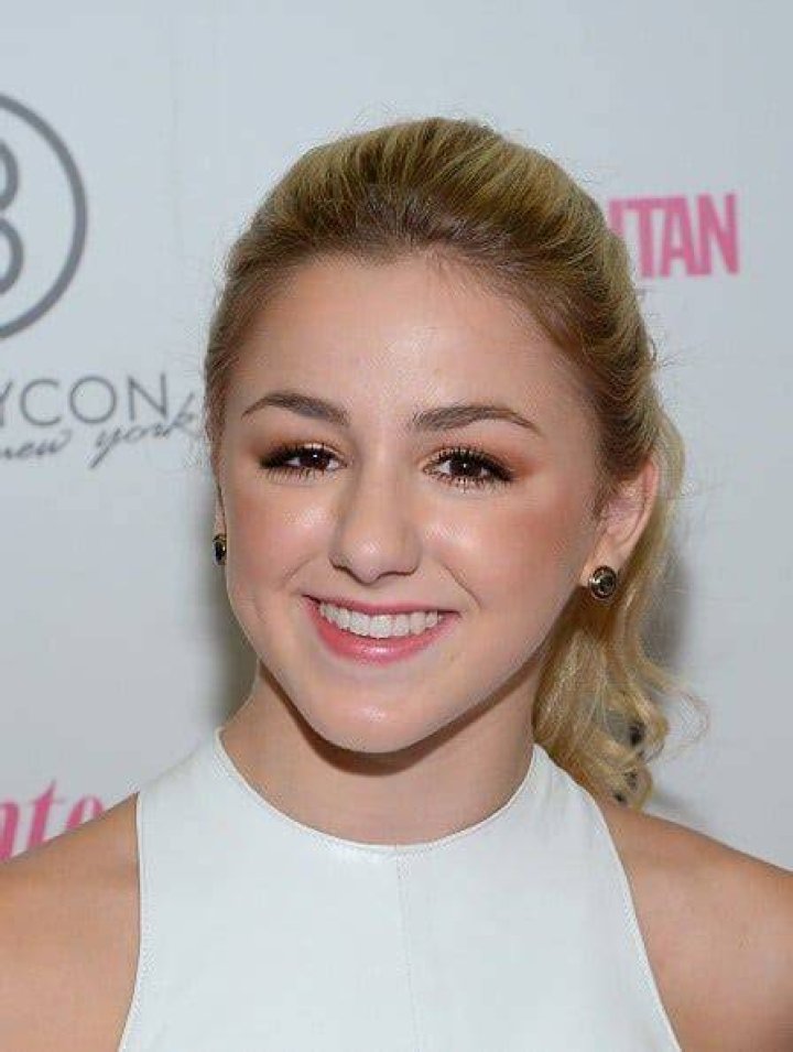 Chloe Lukasiak Net Worth 2021 Age, Height, Weight, Boyfriend, Dating