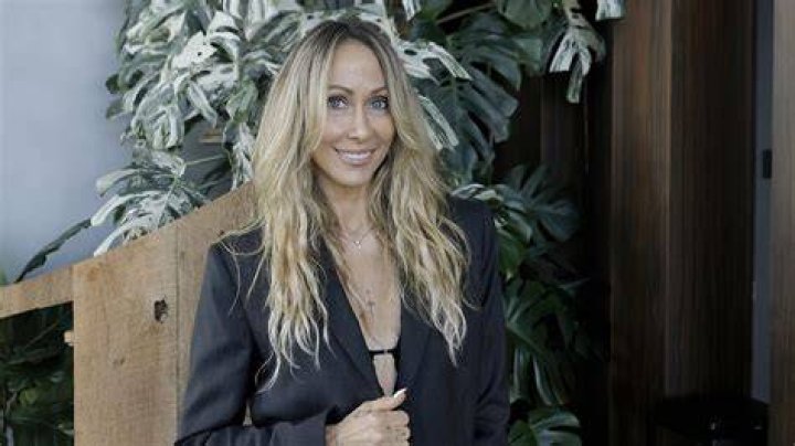 Does Tish Cyrus's Fianc&eacute; Dominic Purcell Have A Positive Relationship