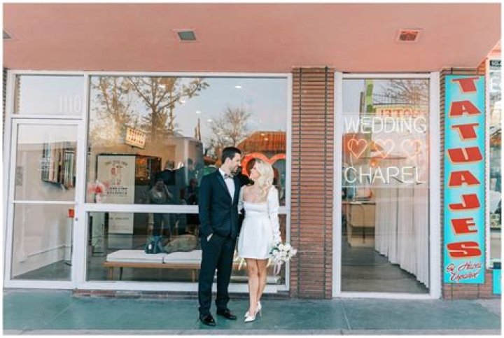 Elopement at Sure Thing Chapel Las Vegas — Gaby J Photography