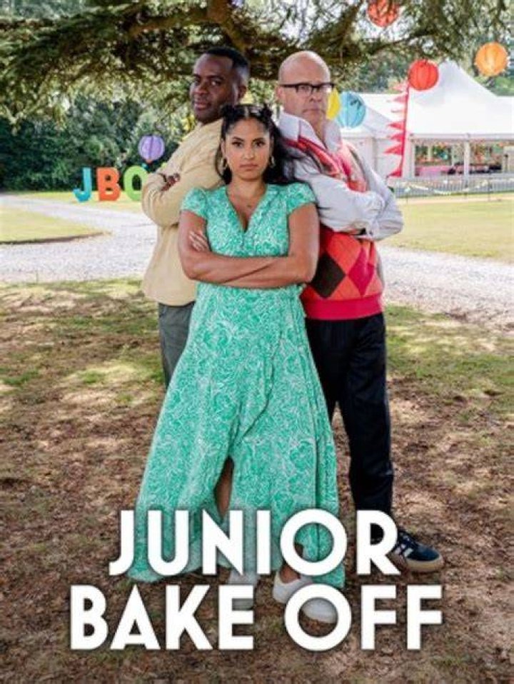 Is Liam Charles gay? Who has the Junior Bake Off presenter dated? Wed 6 November 2019 15:20