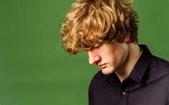 James Acaster Recognise (2014)