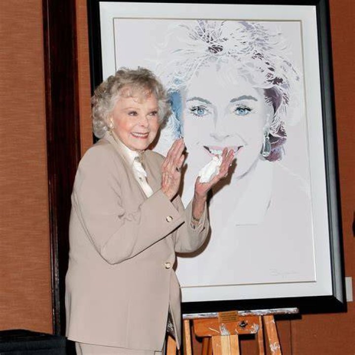 June Lockharts Impressive Wealth - JiveBlog