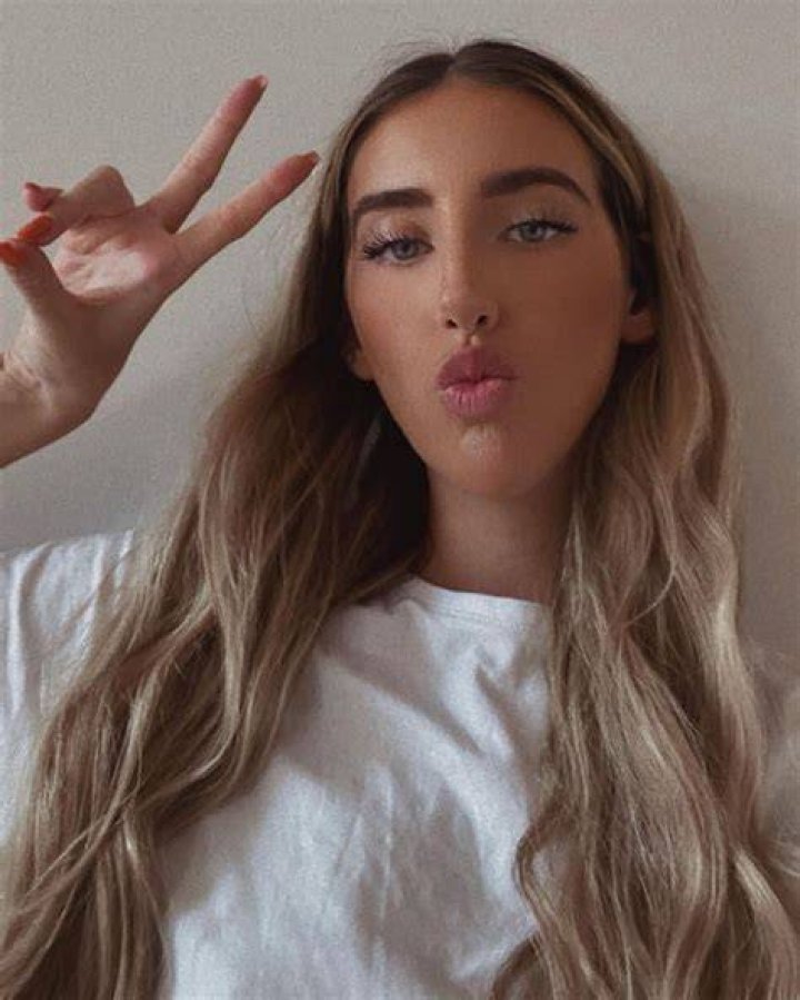 Leaked Only Fans Nudes Try Online Only Fans Sites! ARK HOTEL