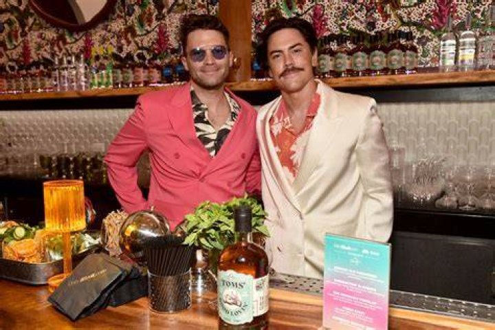 Vanderpump Stars Newest Opening Schwartz and Sandy&rsquo;s Lounge in Los